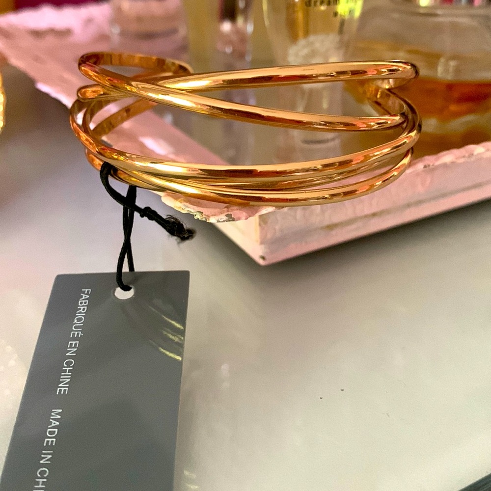 Jules smith cuff bangle NWT